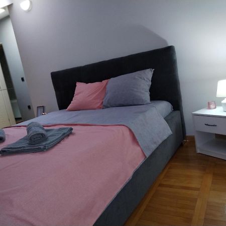 Loft Apartman Jagodina Esterno foto