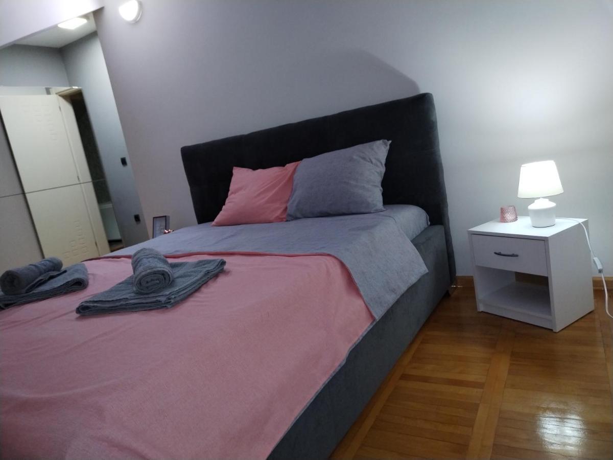 Loft Apartman Jagodina Esterno foto
